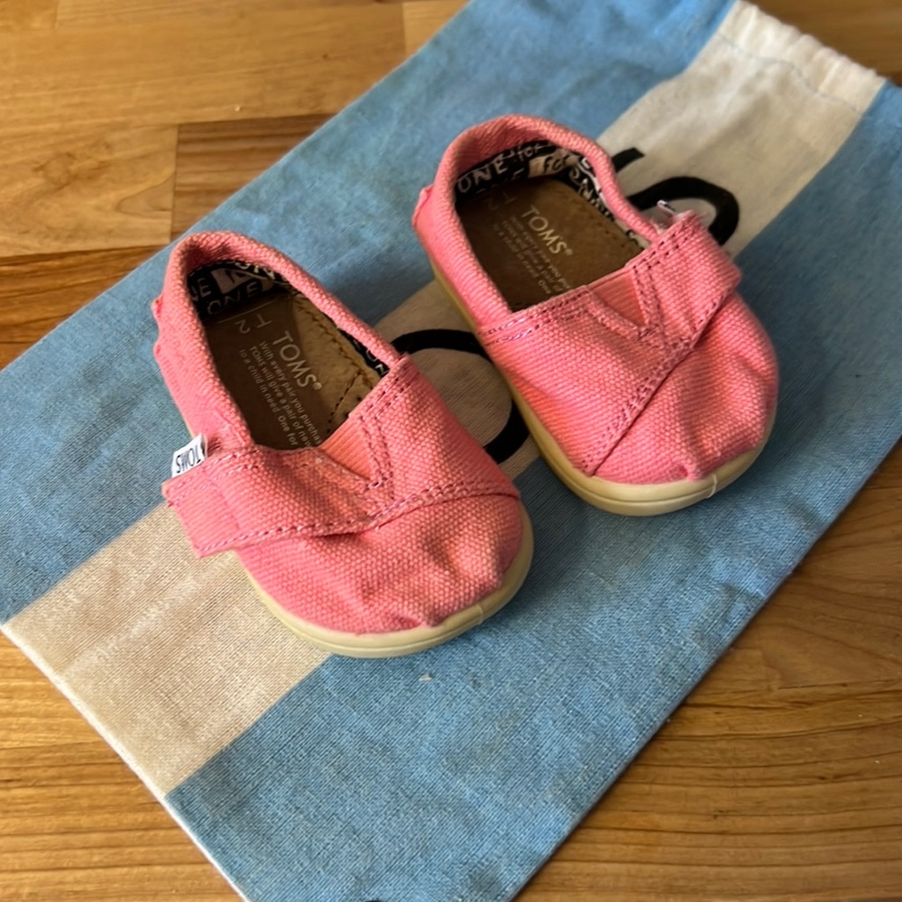 Baby toms